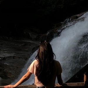 Meet your Posher, Lauren